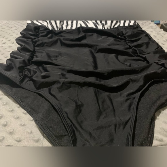 Aqua Eve Women Plus Size One Piece Swimsuits V Neck Tummy Control Bathing Suit - Picture 4 of 9